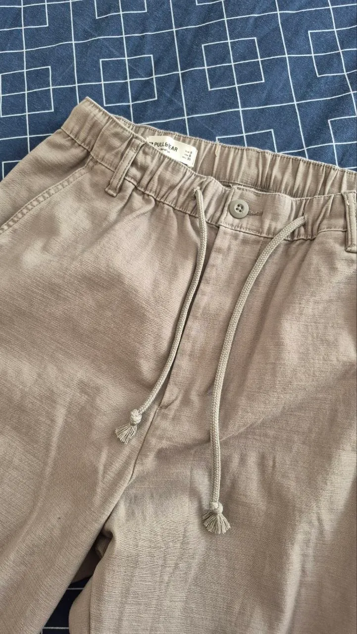 Мужские футболки Sinsay и джоггеры Pull&Bear 5