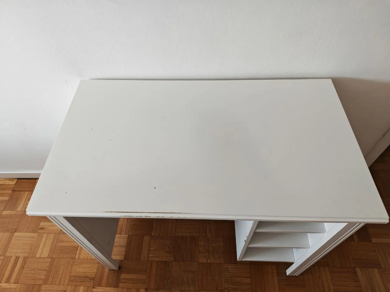 Компьютерный стол IKEA Micke 90×62 см Новый Белград 3