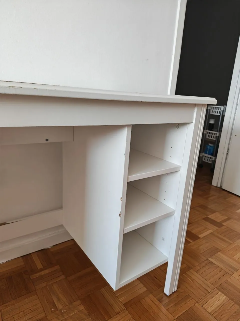 Компьютерный стол IKEA Micke 90×62 см Новый Белград 2