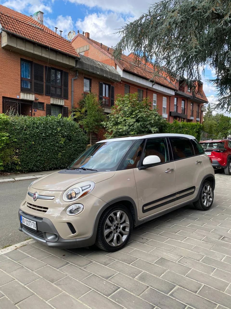 Fiat 500L Trekking 2014 1.4 Turbo автомат Белград 4
