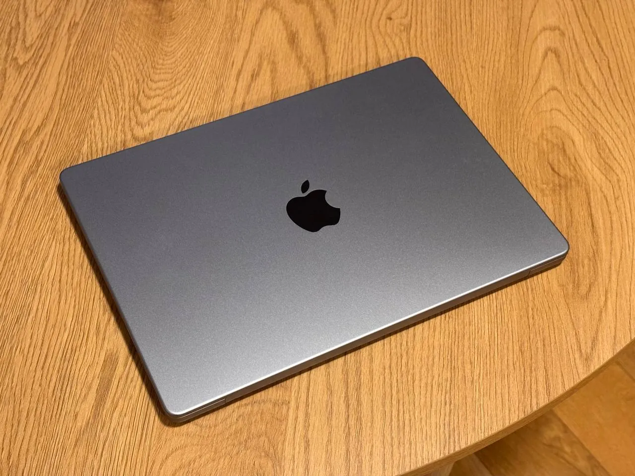 MacBook Pro 14 дюймов M2 Max 32/1ТБ в Нови-Саде 2