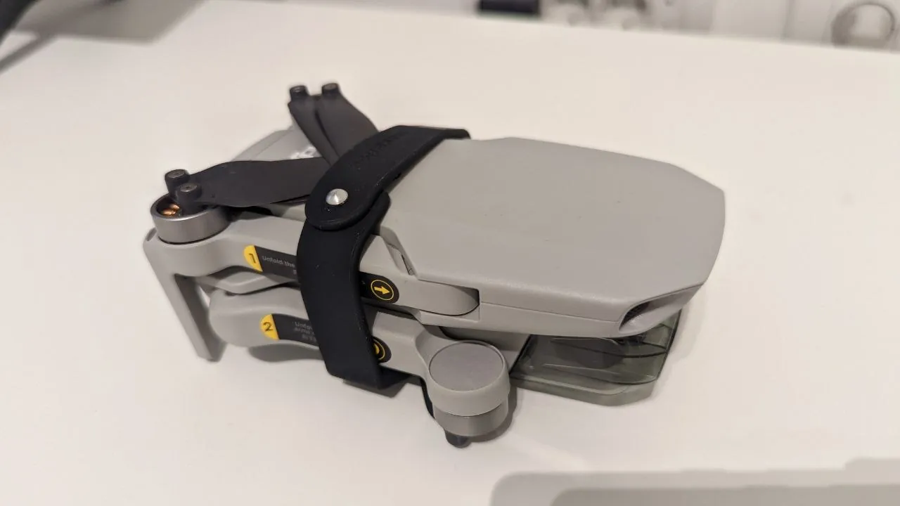 Дрон DJI Mini 2 с кейсом и аксессуарами, Белград 2
