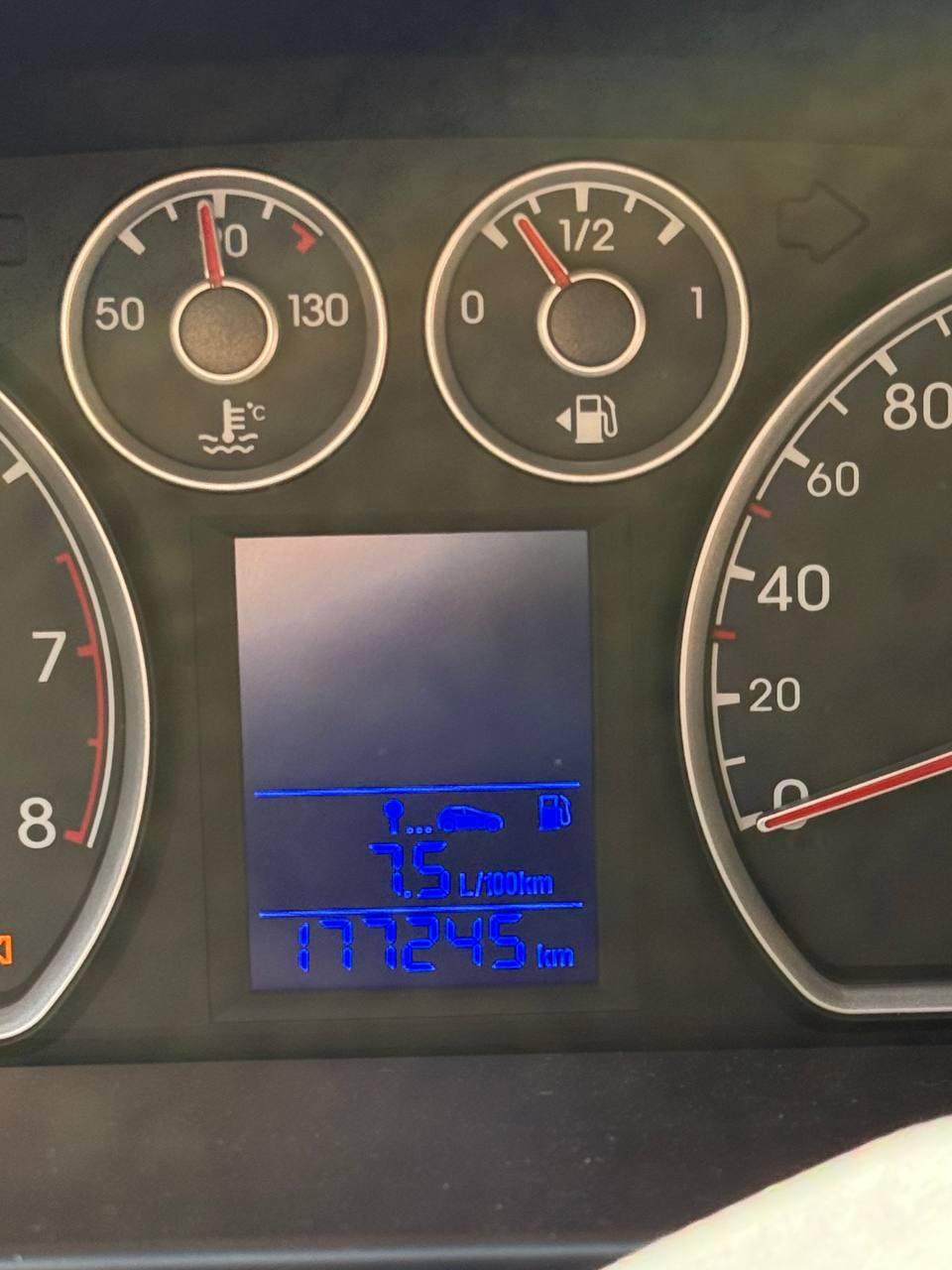 Hyundai i30 1.4 2010 4