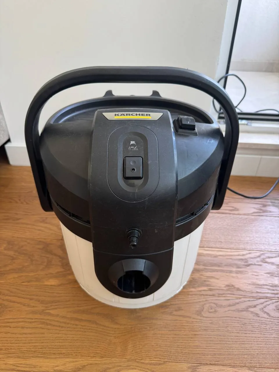 Моющий пылесос Karcher SE4001 1