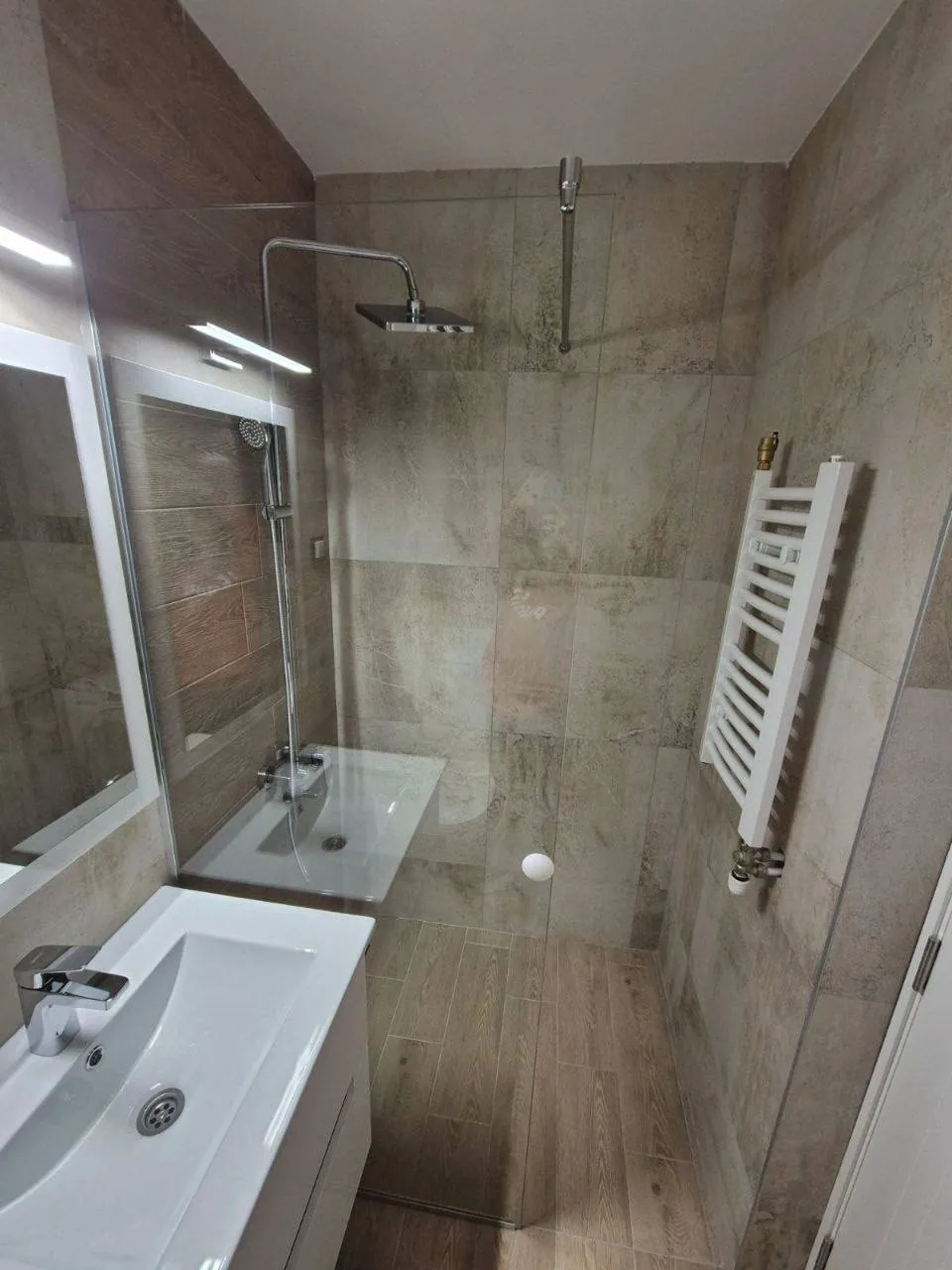 Миниатюра 9
