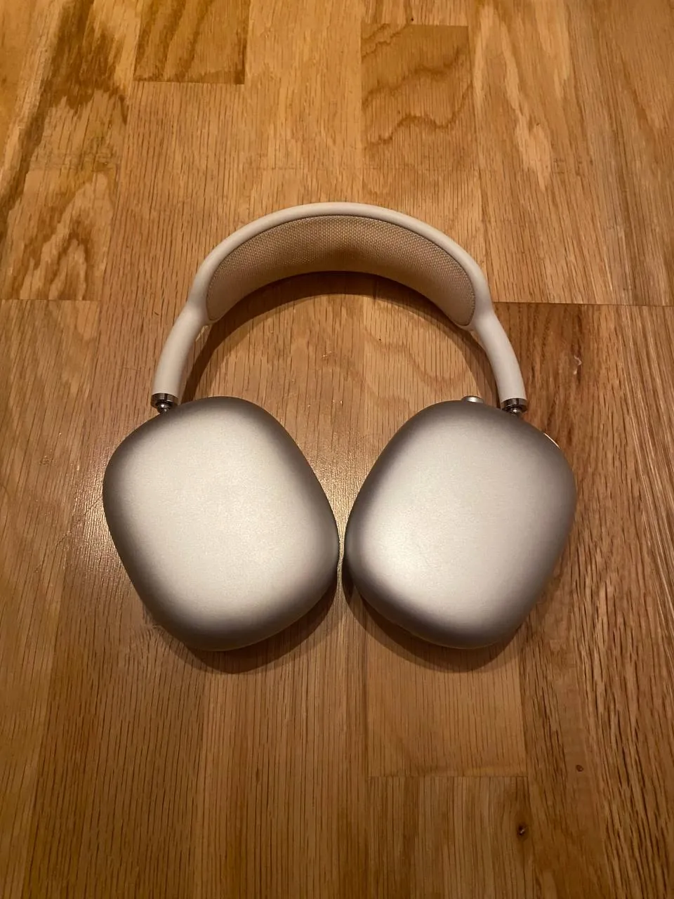 Наушники Apple AirPods Max первого поколения, Звездара 1