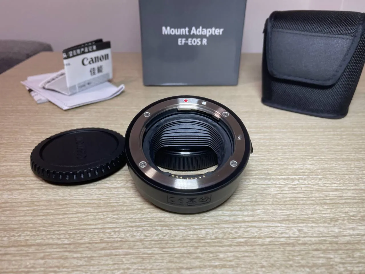 Переходник Canon Mount Adapter EF-EOS R новый 1