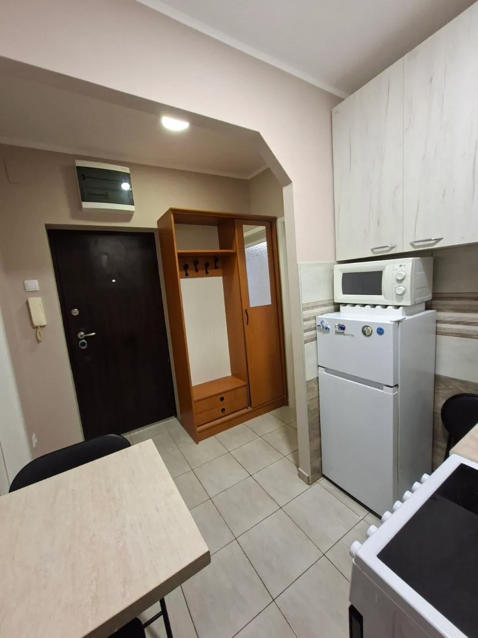 Двухкомнатная квартира 45 м² в Земуне 2