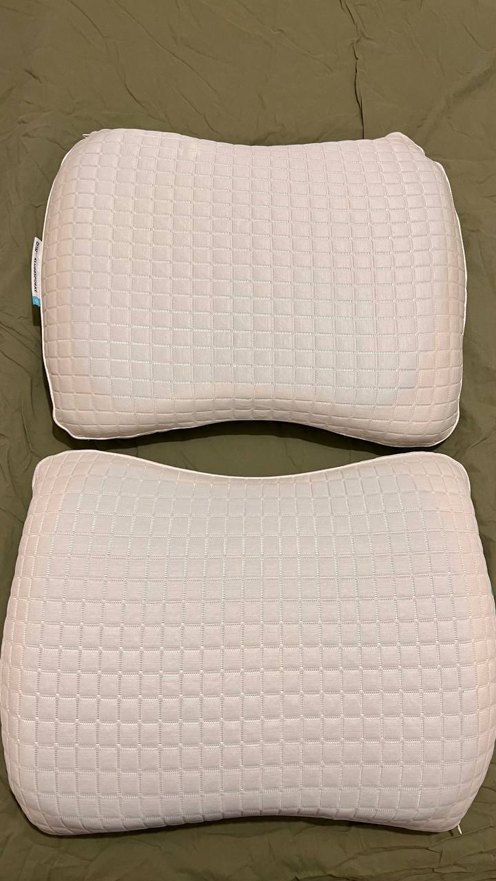 Две подушки IKEA KLUBBSPORRE 2