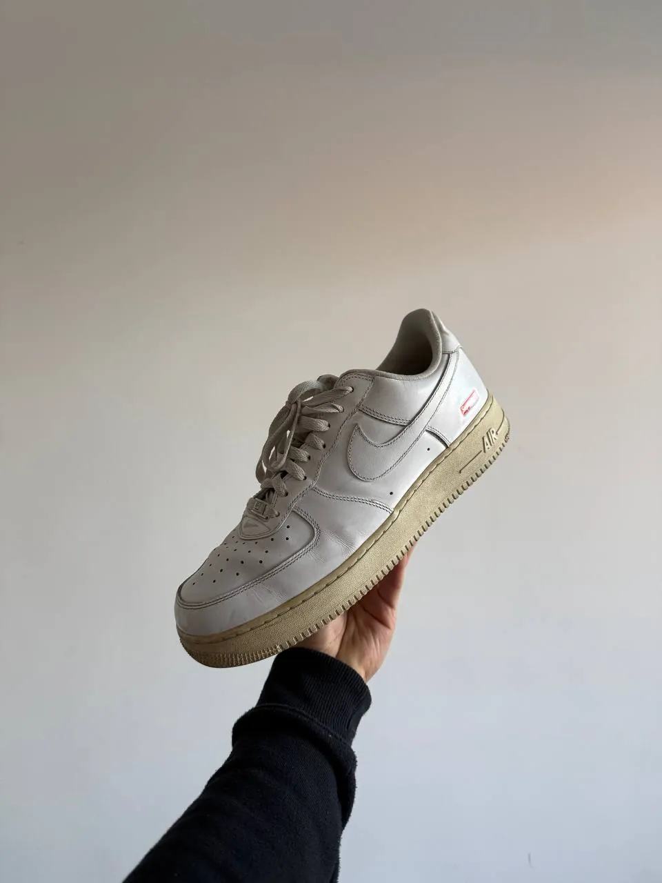 Кроссовки Supreme x Nike Air Force 1 Low White 45-46 1