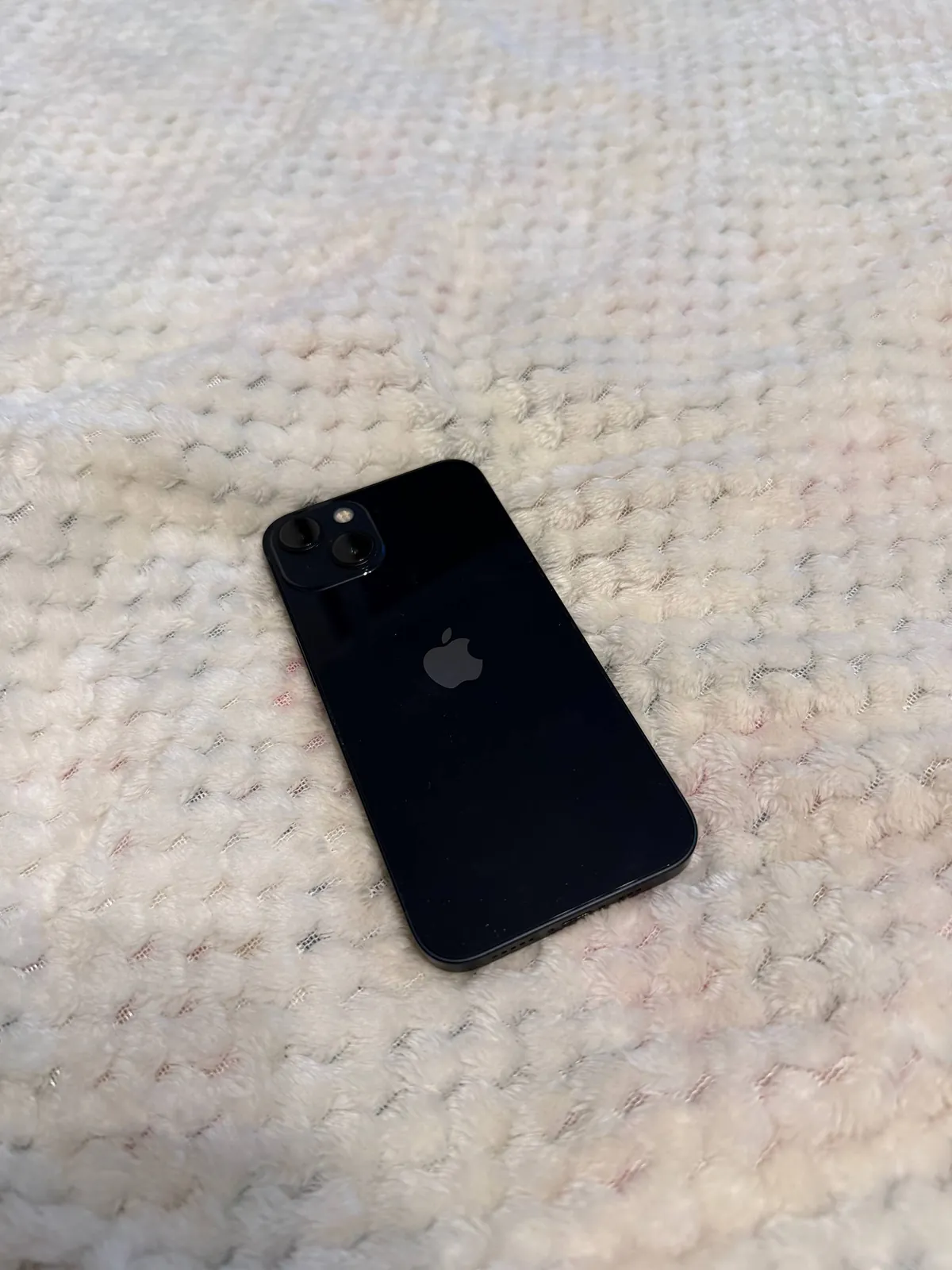 IPhone 13 256 ГБ с заменённым аккумулятором Белград 3