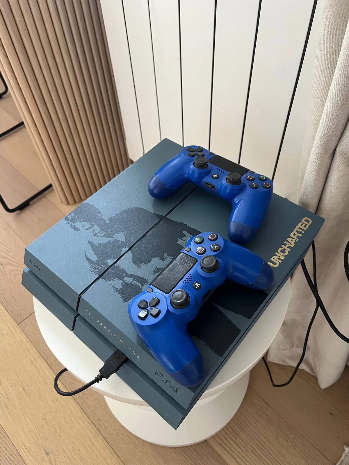 PlayStation 4 Uncharted Edition 1 ТБ 1
