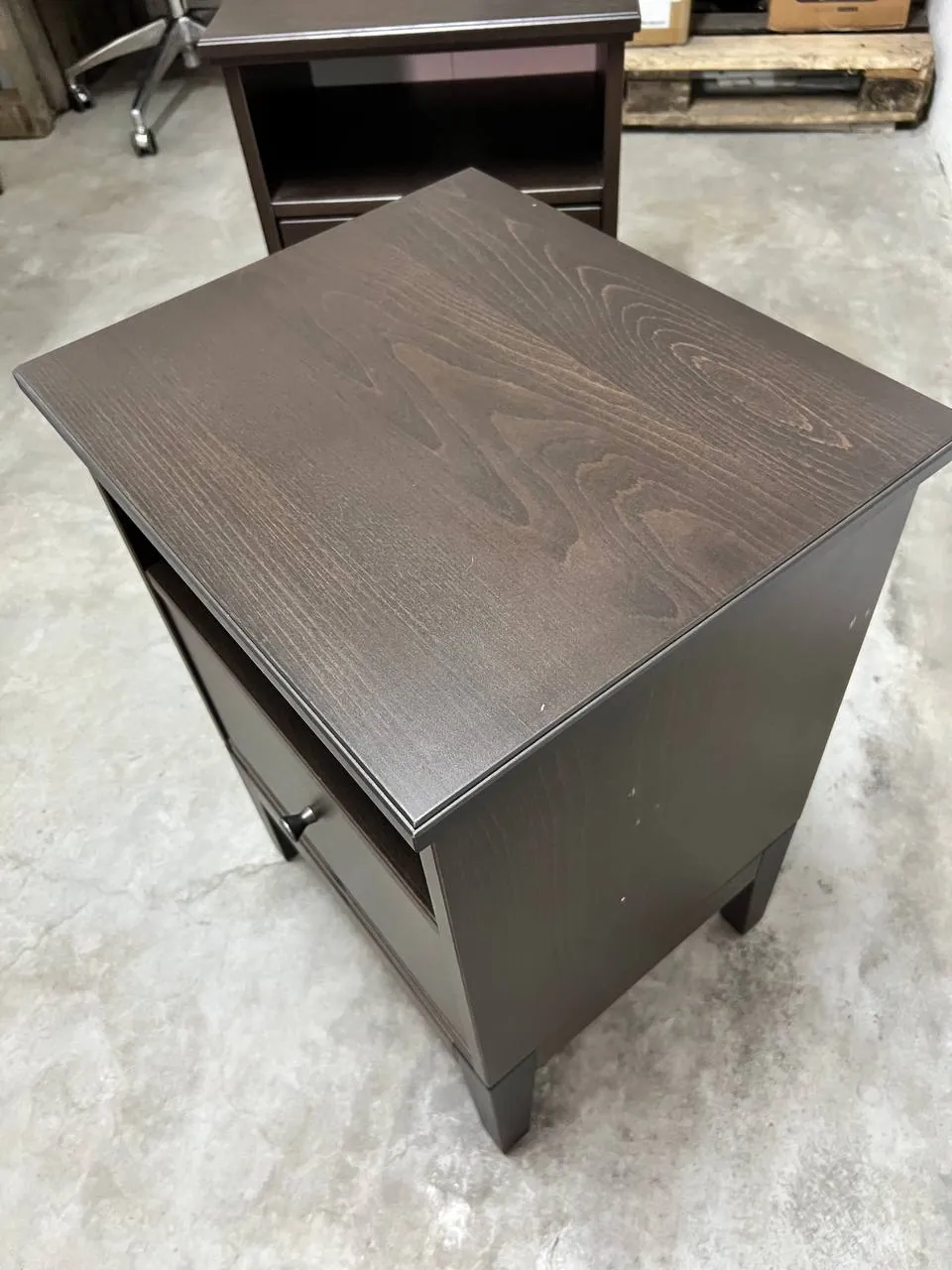 Тумбочки IKEA Idanas две штуки НБГ 6