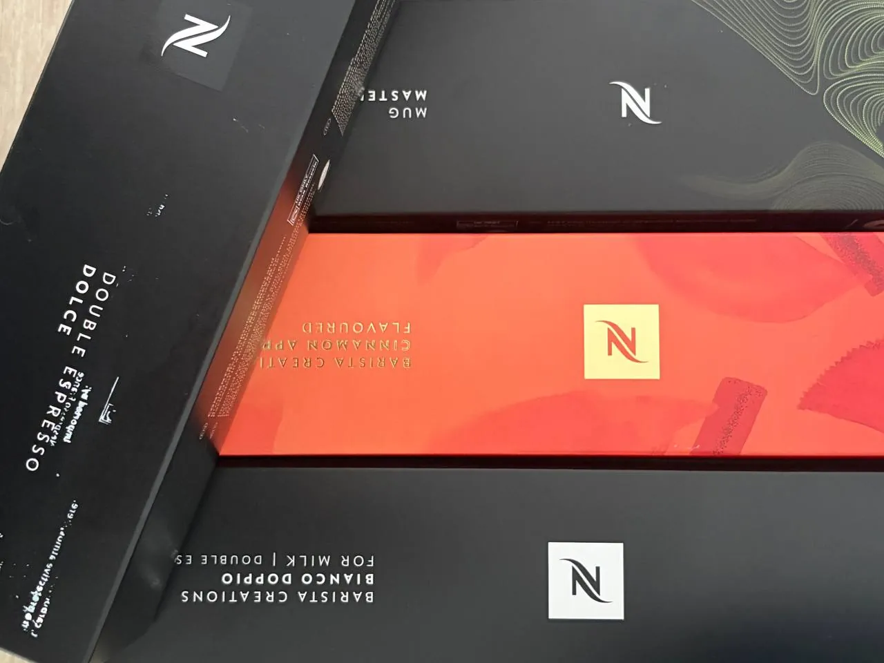 Кофемашина Nespresso Vertuo Pop с запасом капсул 4