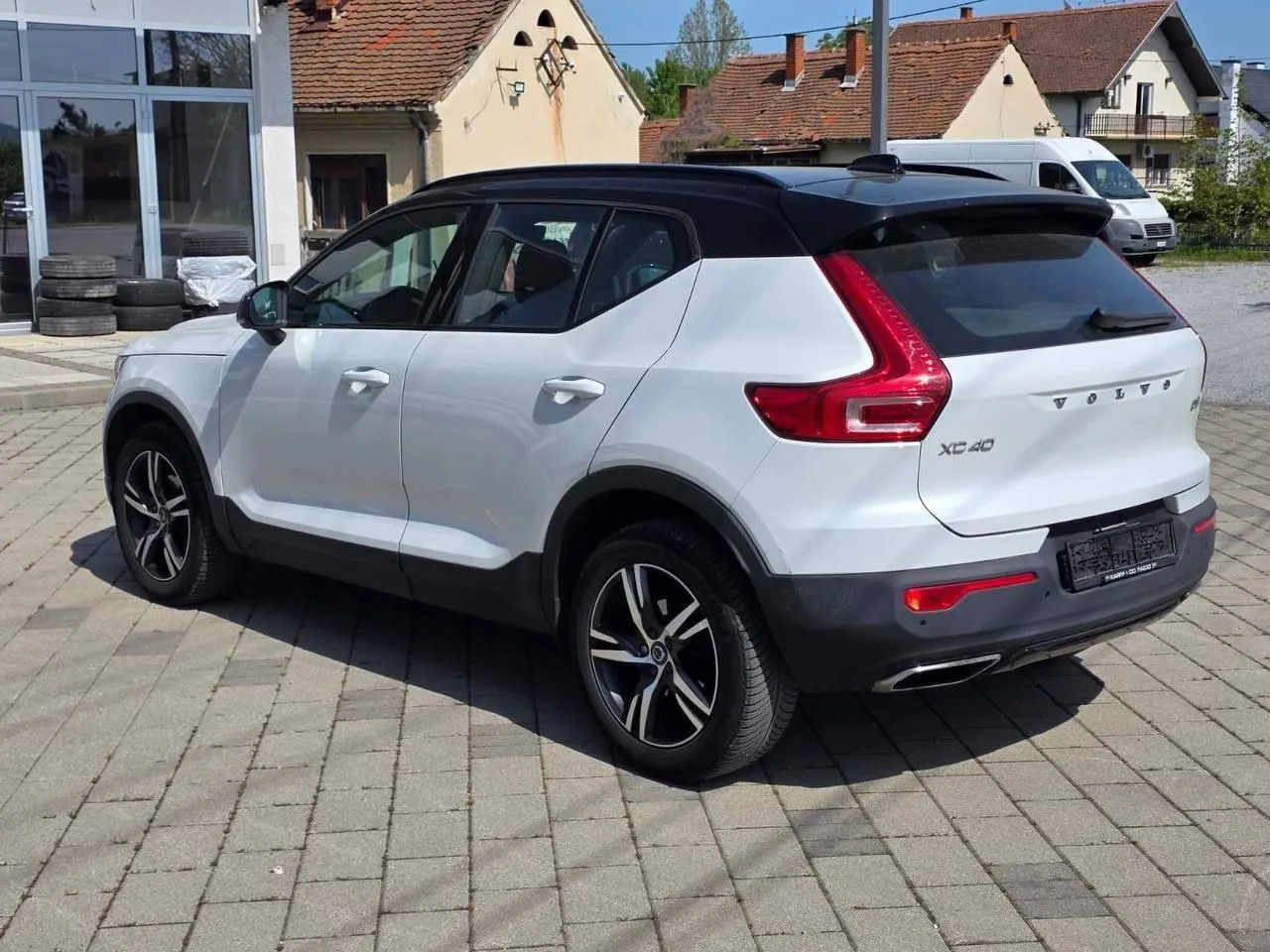 Прокат Volvo XC40 дизель механика Сербия 2