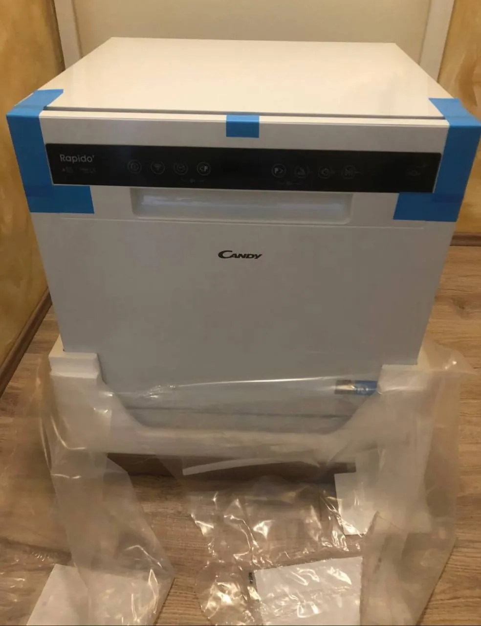 Посудомоечная машина Candy CDCP 8 новая 2