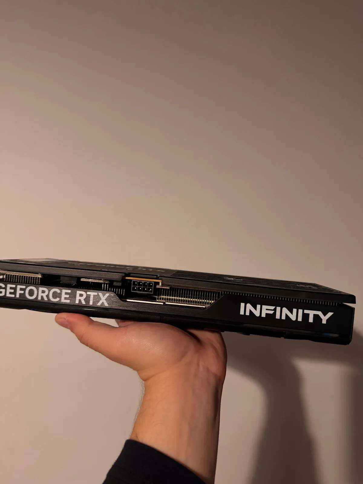 Видеокарта Palit RTX 5060 8GB Белград 3