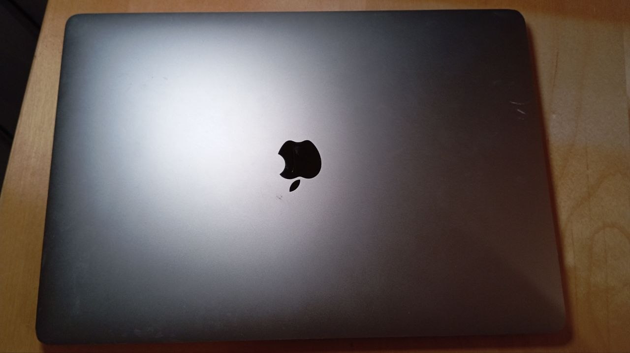 MacBook Pro 16 Intel i7 16 512 1