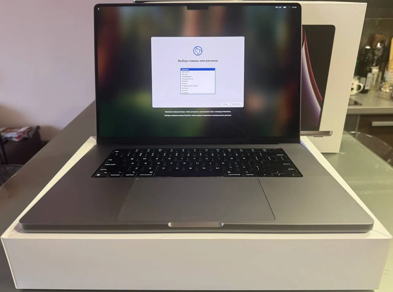 MacBook Pro 16 дюймов M2 32 ГБ Грбавица 1