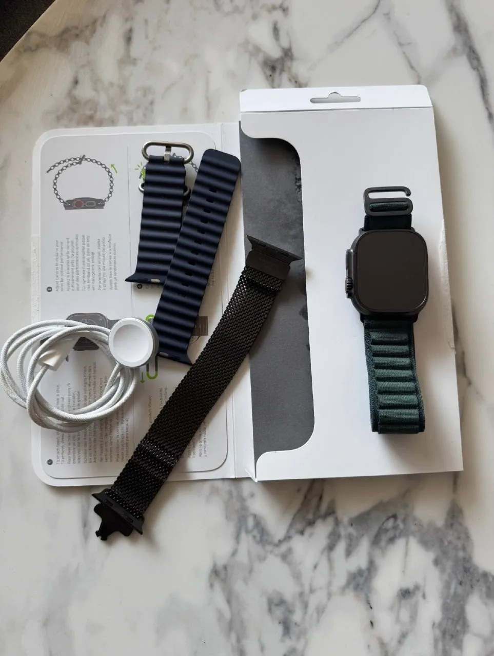 Apple Watch Ultra 2 чёрный титан 49 мм 1
