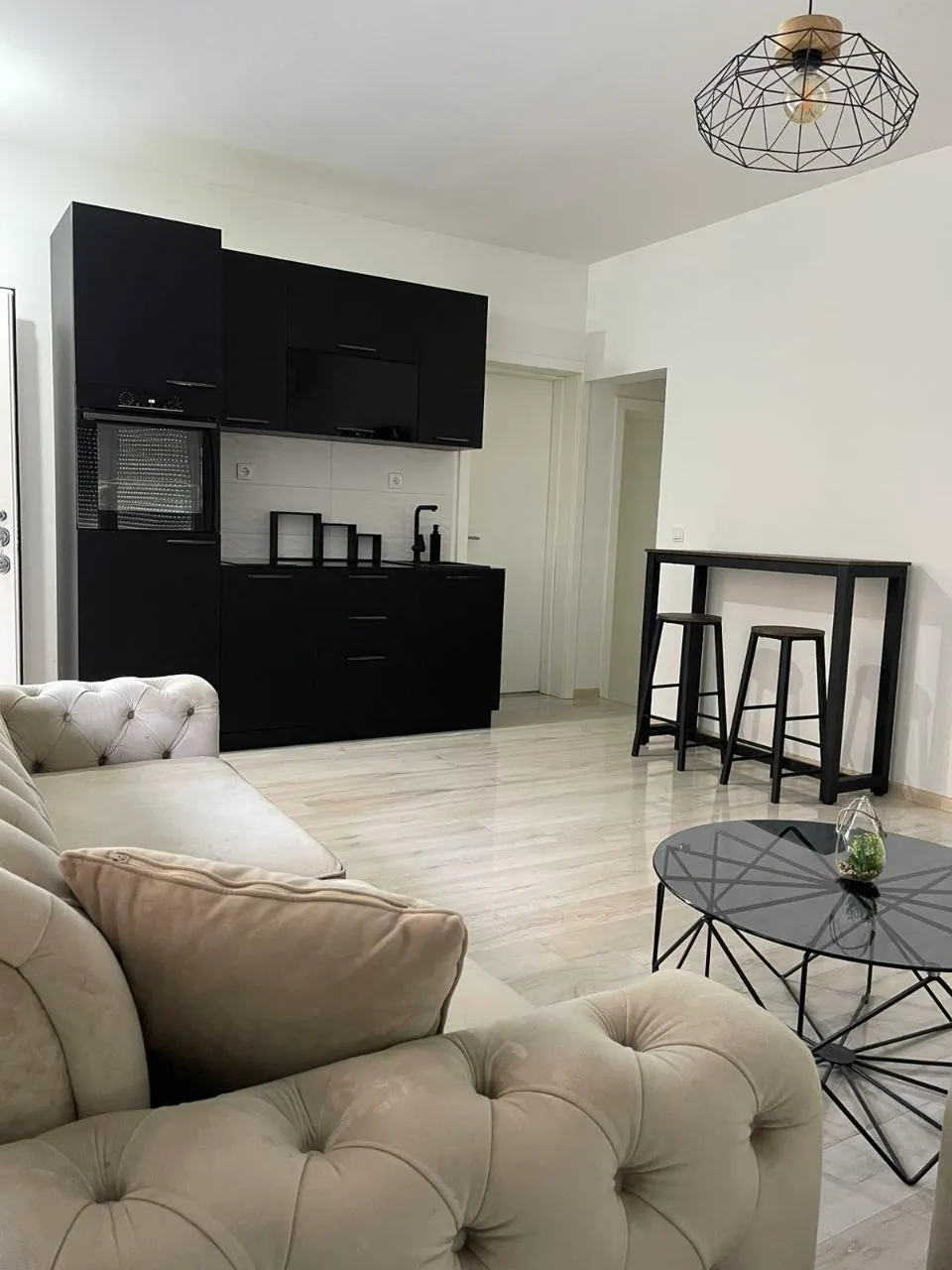 Двухкомнатная квартира 43 м² в Беле-Воде Чукарица 3