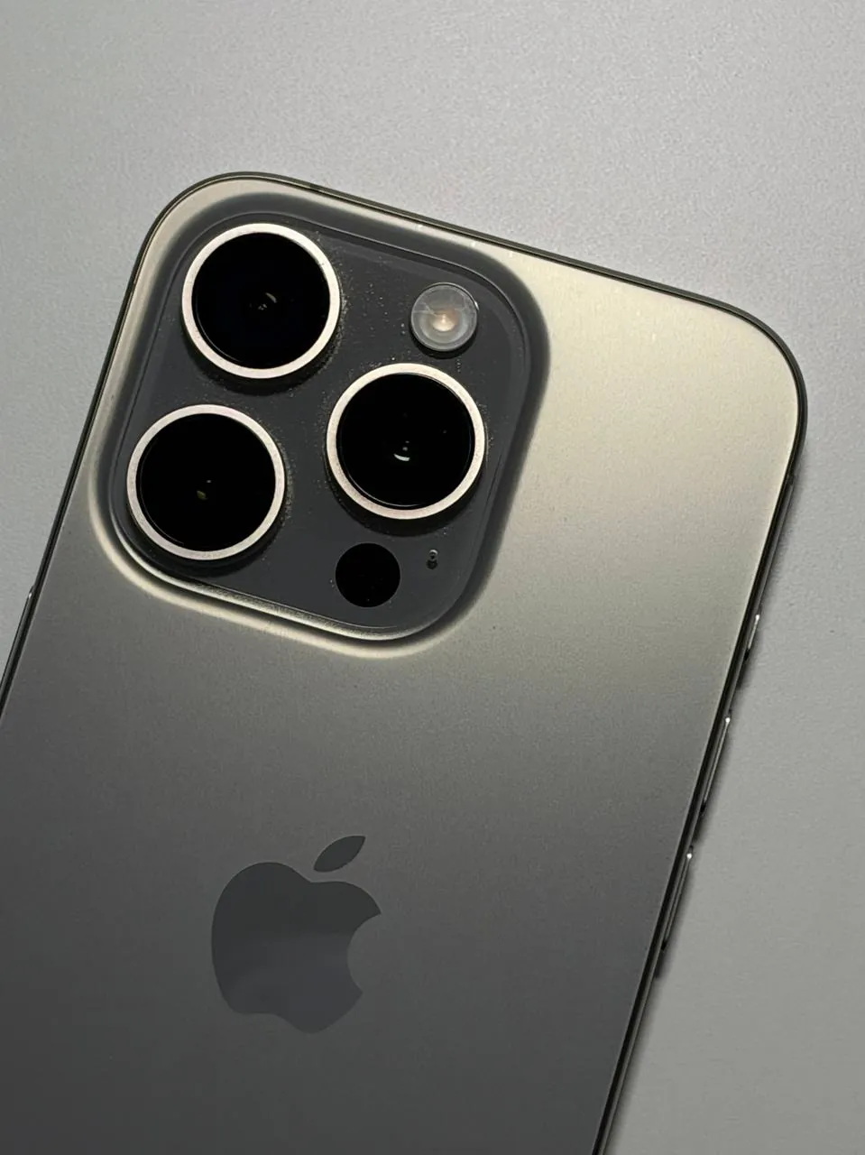 IPhone 15 Pro 128 ГБ Natural Titanium Белград 2