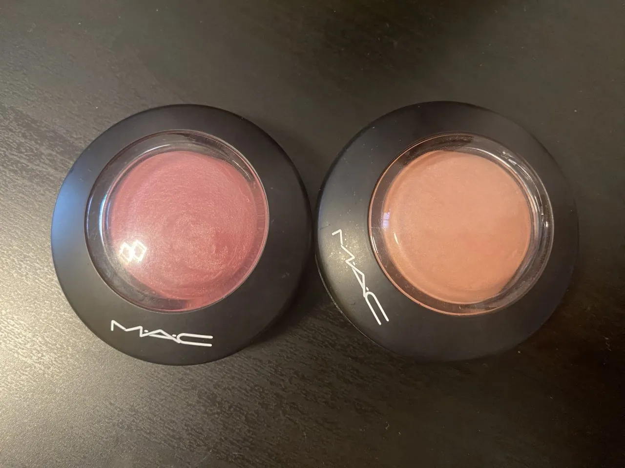 Румяна MAC оригинальные почти новые 2