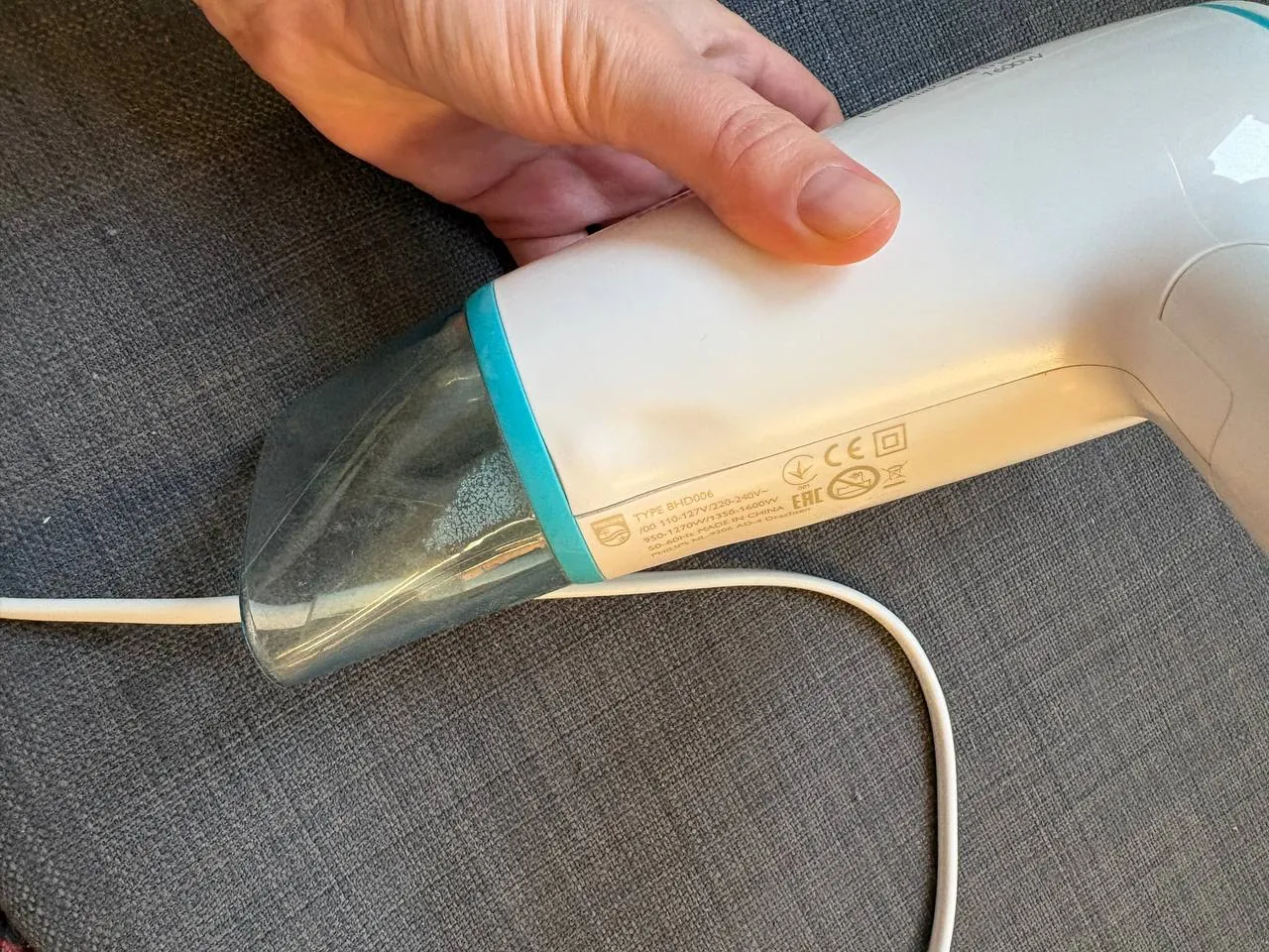 Складной дорожный фен Philips Essential Care 3