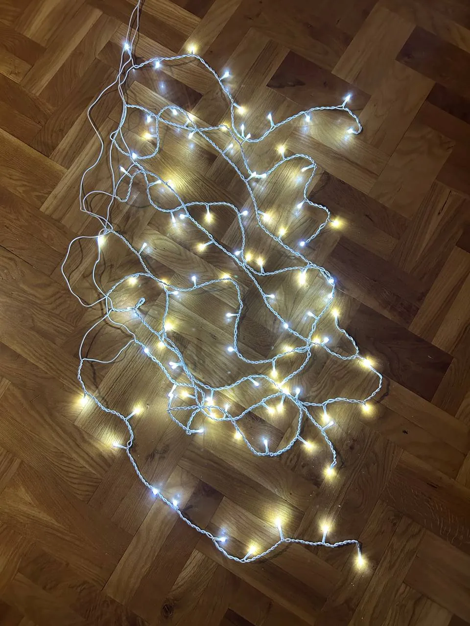 Чайник, утюг, весы и LED-огоньки Врачар 7