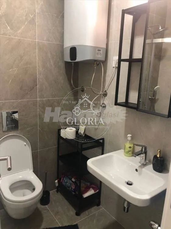 Студия 28 м² в Нови Белграде Блок 65 7