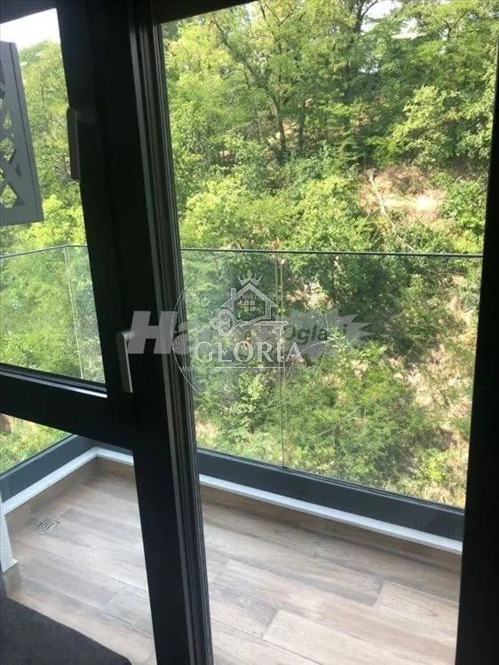 Студия 28 м² в Нови Белграде Блок 65 8
