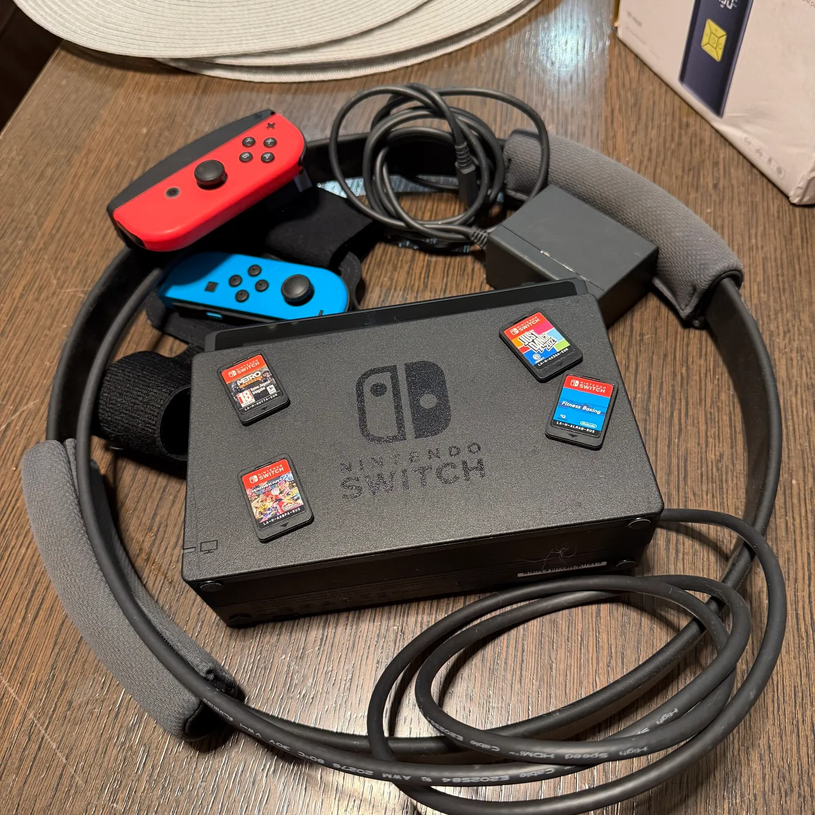 Nintendo Switch V2 Ring Fit 5 игр Белград 1