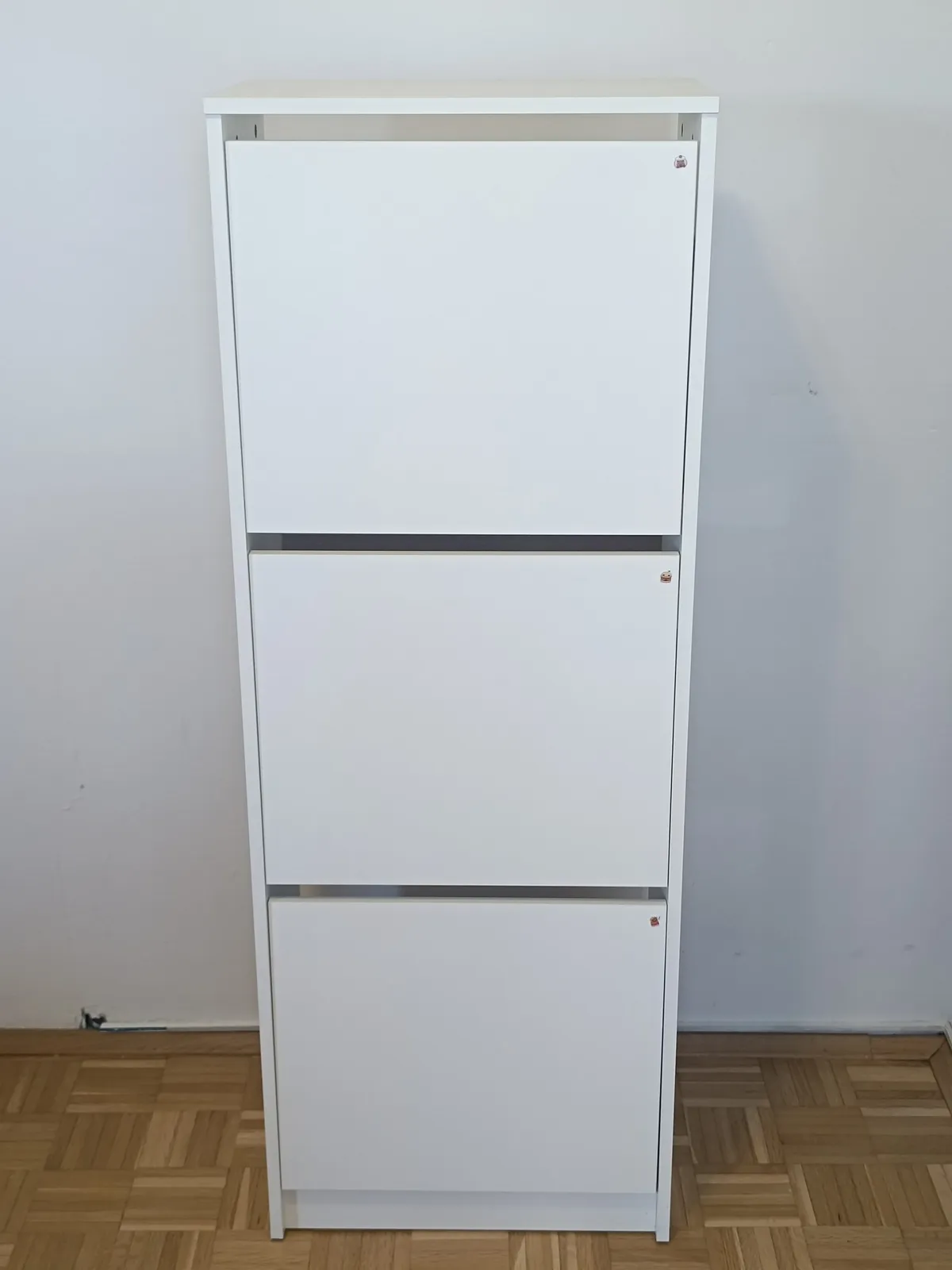 Шкаф IKEA BISSA 49х28х135 см Новый Белград 3