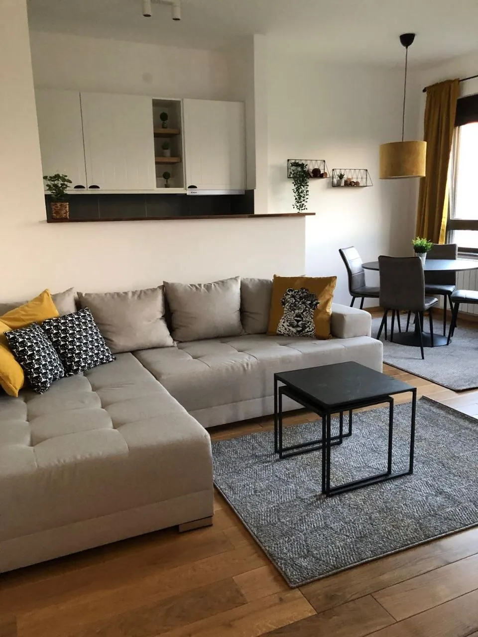 Трёхкомнатная квартира 60 м² в новостройке Баново Брдо 9
