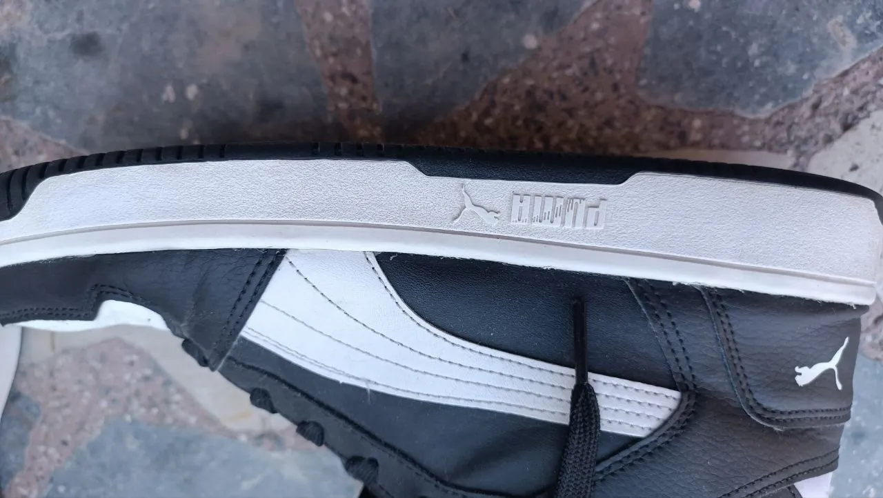 Кроссовки PUMA высокие чёрно-белые EU 44 Белград 3