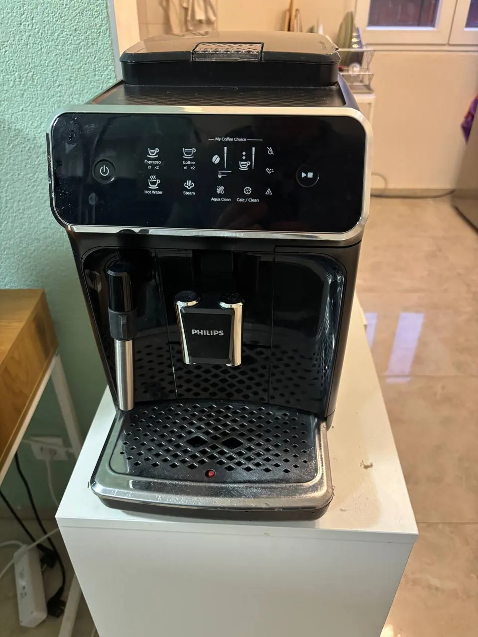 Кофемашина Philips Series 3100 автоматическая 1