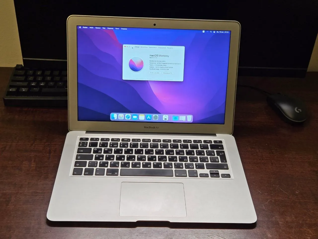 Ноутбуки MacBook Air Pro и Lenovo IdeaPad Нови-Сад 3