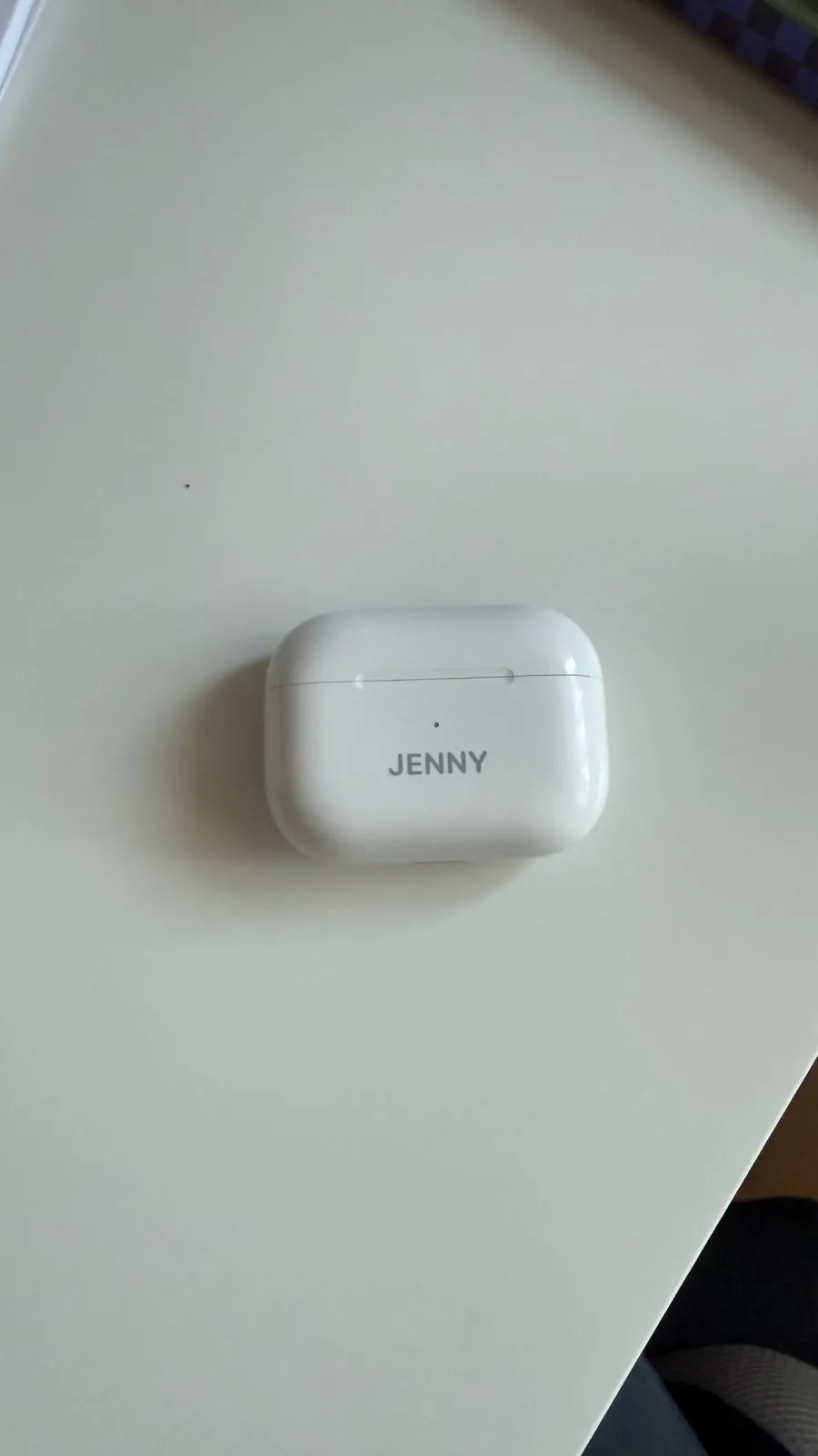 Наушники Apple AirPods Pro с помехами 1