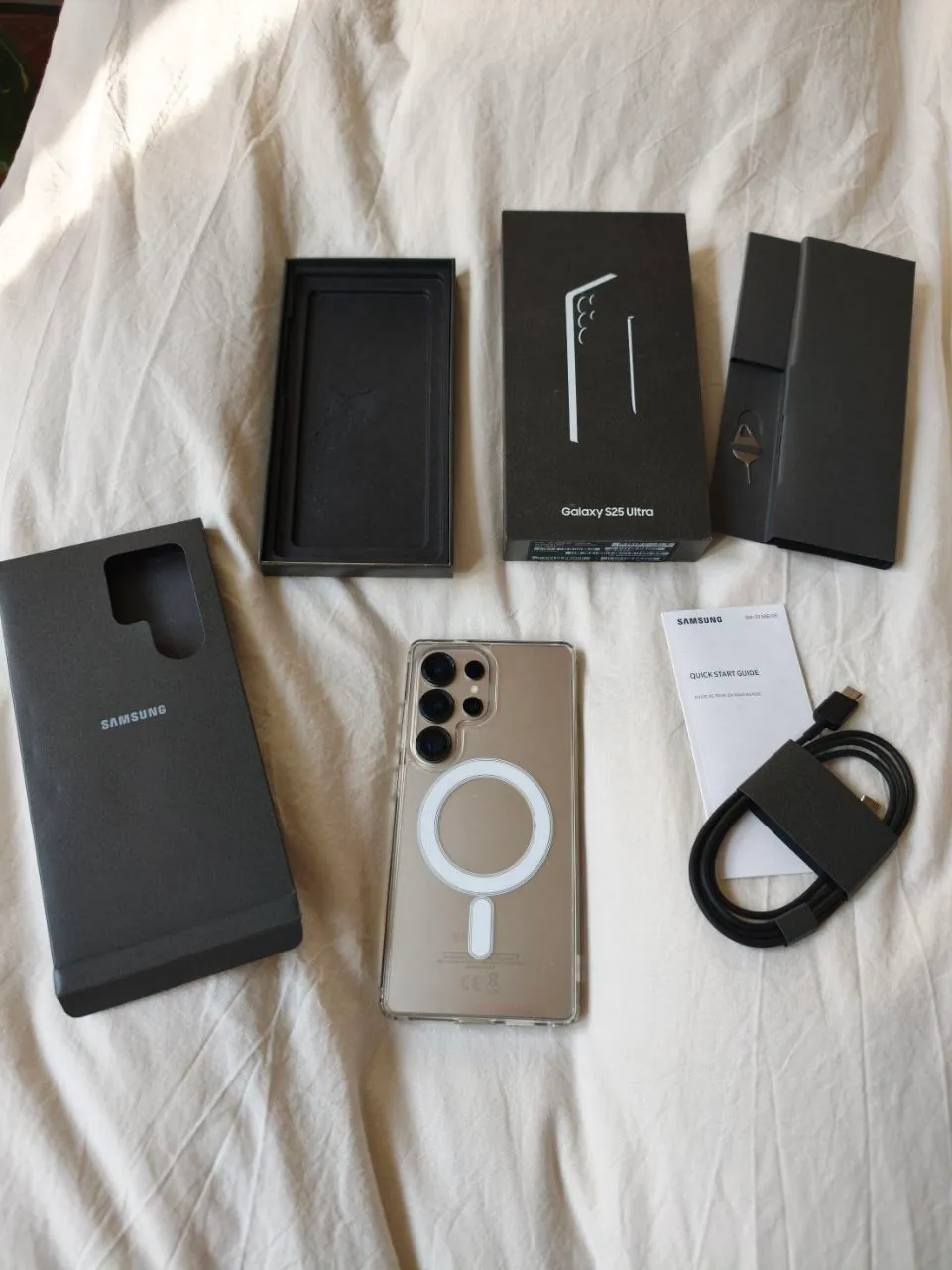 Samsung Galaxy S25 Ultra 12/256 ГБ, Земун 1