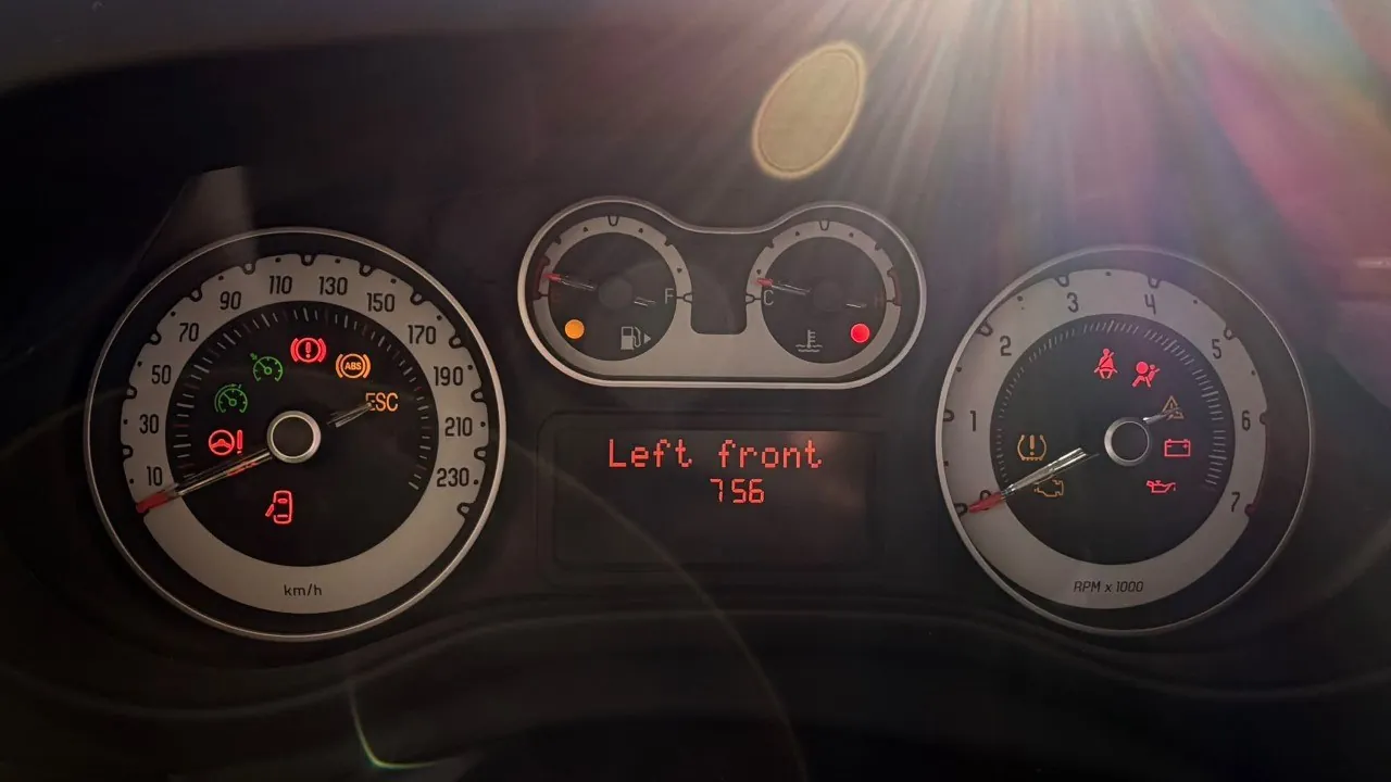 FIAT 500L 1.4 бензин 2016 года 6