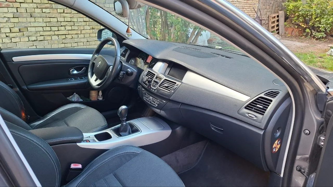 Renault Laguna 2008 2.0 dCi механика 8
