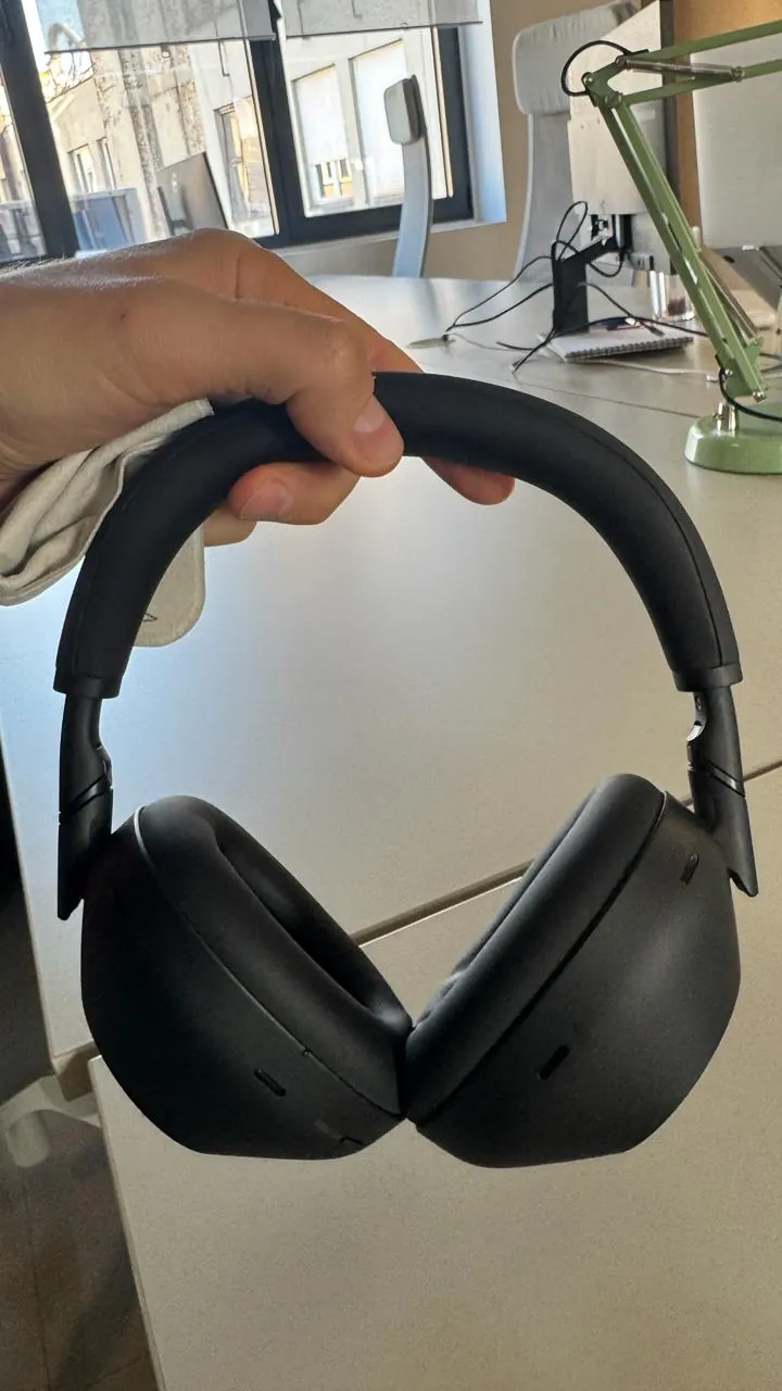 Наушники Sony WH-1000XM6 почти новые Белград 3
