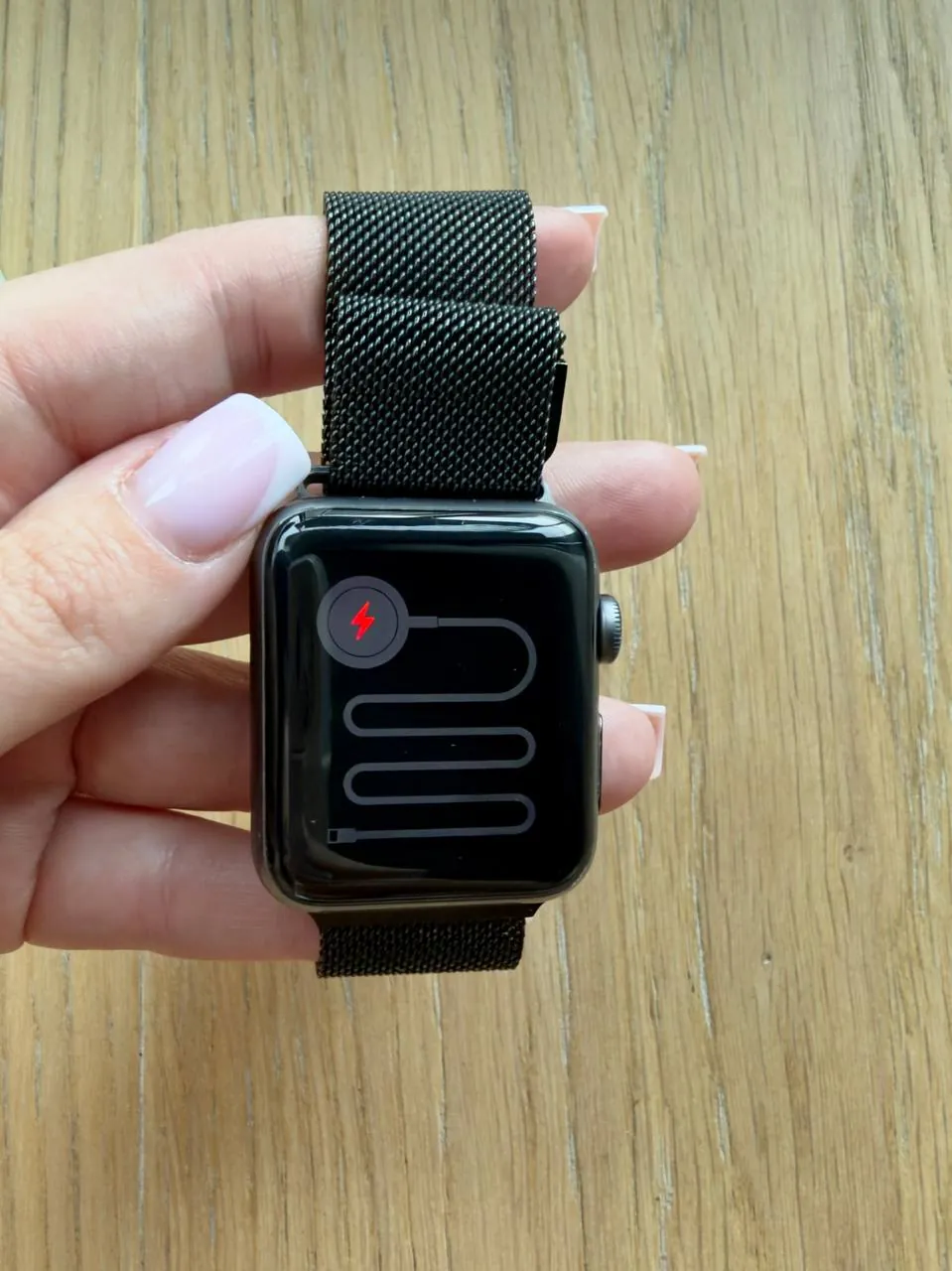 Apple Watch Series 3 42 мм 2