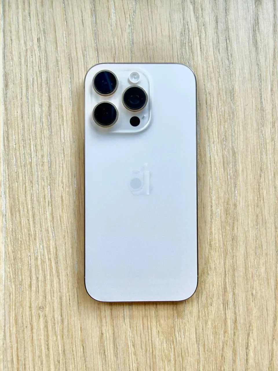 IPhone 16 Pro 256 ГБ 2