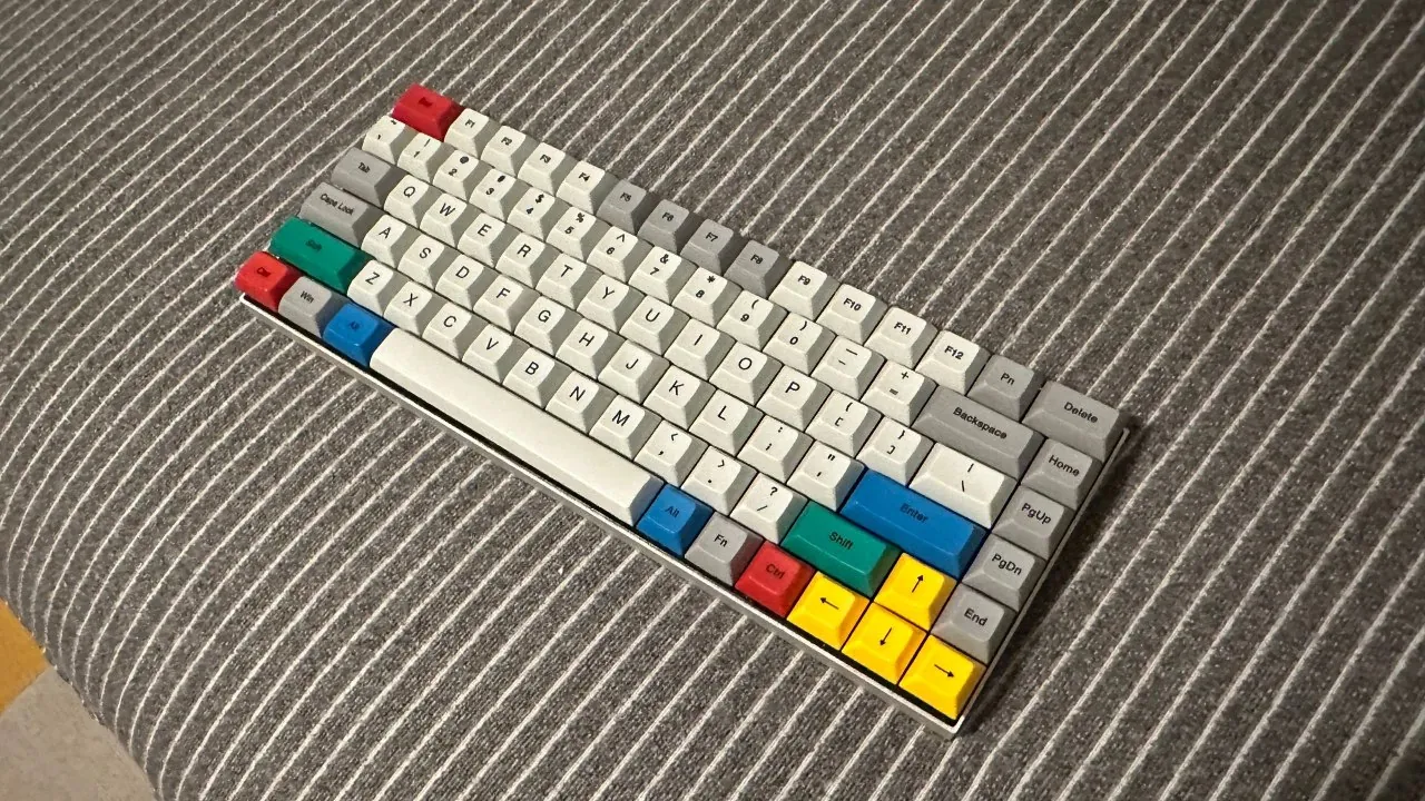 Механическая клавиатура Vortex VTG-8200 Cherry MX Clear 1