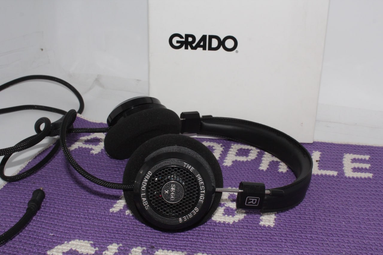 Проводные наушники Grado SR60x 1