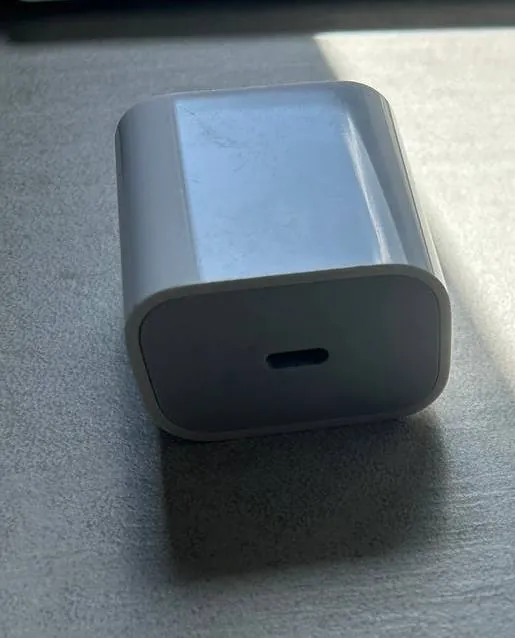 Зарядные блоки USB разной мощности Белград 9