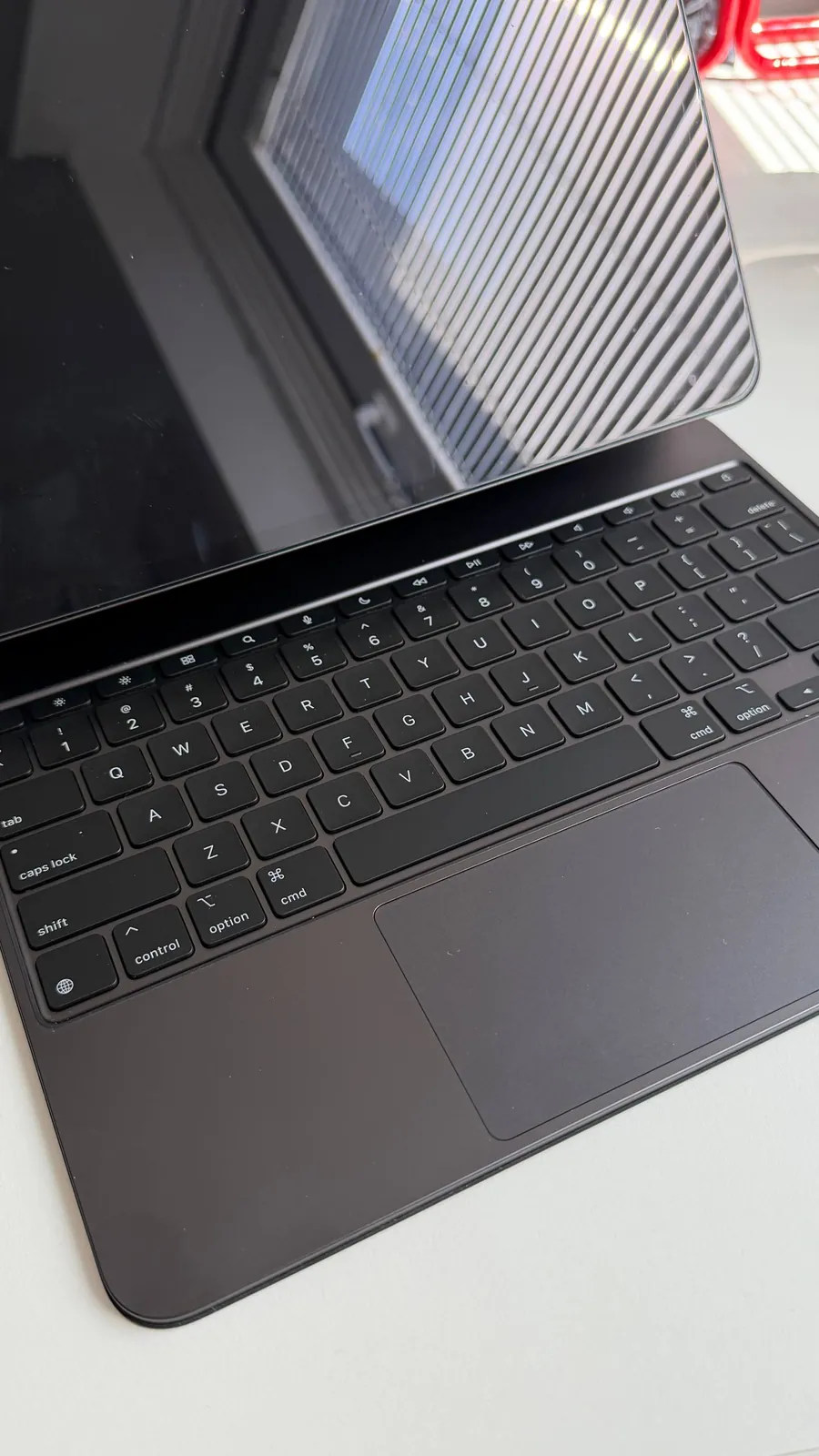 Apple Magic Keyboard для iPad M4 M5 2