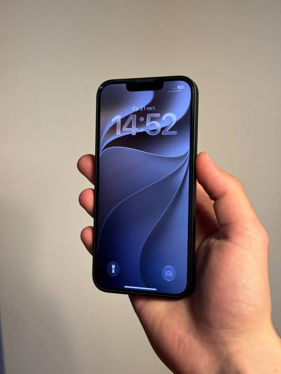 IPhone 13 128 ГБ в отличном состоянии Белград 3