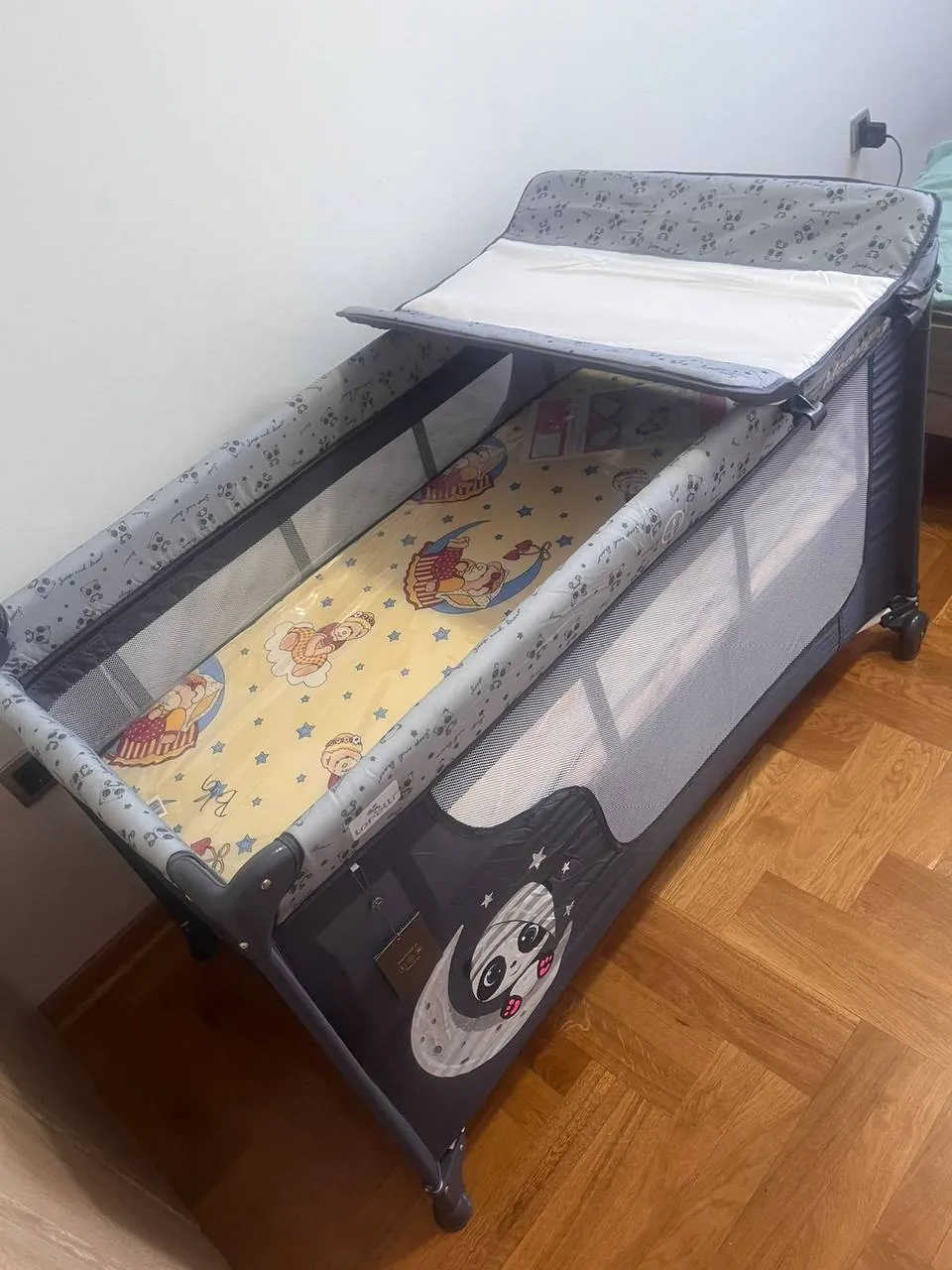 Детская кроватка-манеж Lorelli Moonlight 2 в 1 2